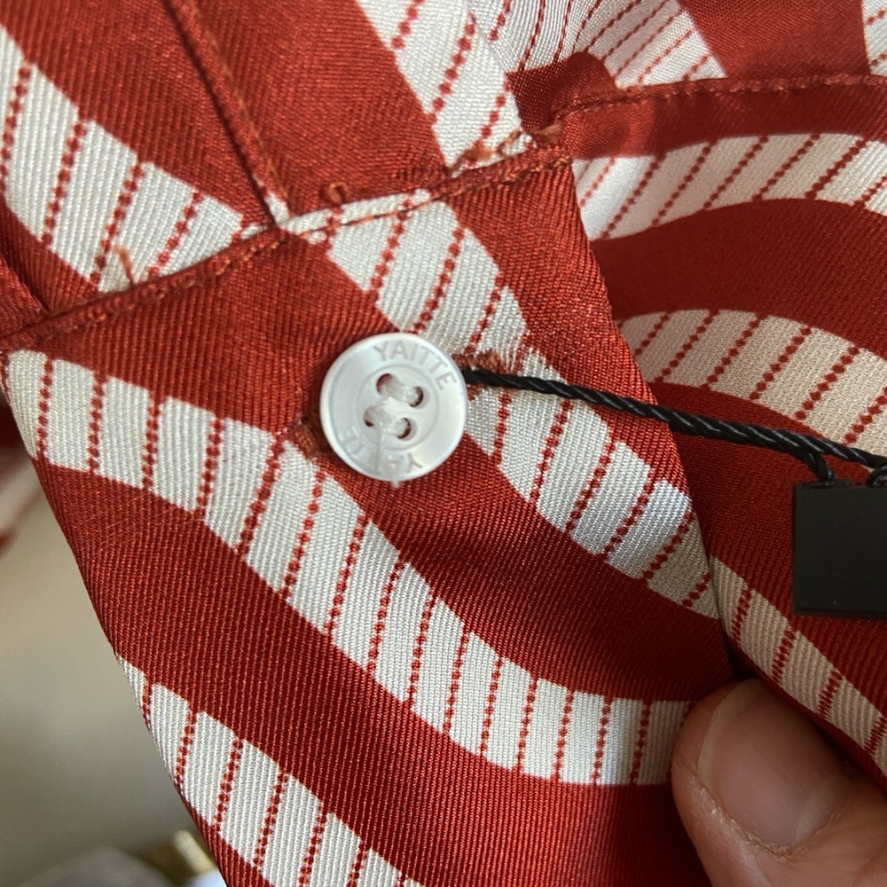 Yaitte Fiji Wave Silk Blouse In Burnt Red Large — image 8 of 8
